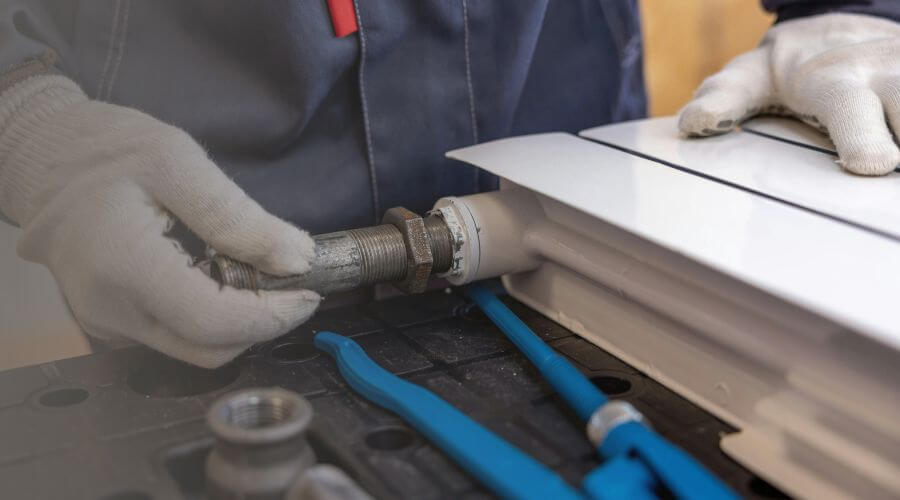 Local water heater installation in Clinton, IL